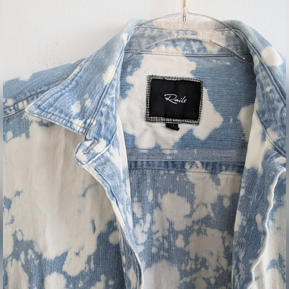 Rails Bleached Button Down Denim Shirt Size M Wom… - image 2